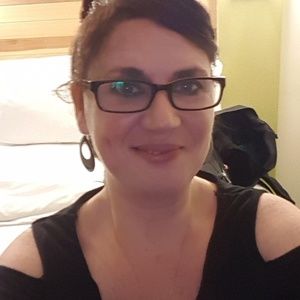 Meet your Posher, Diana